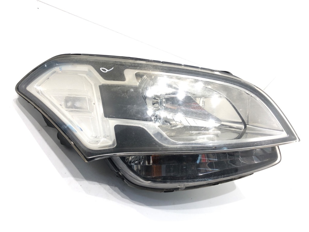 [STARK-573944] Faro delantero derecho KIA Soul I (AM) 1.6 CRDi 126 CV 2009-2022