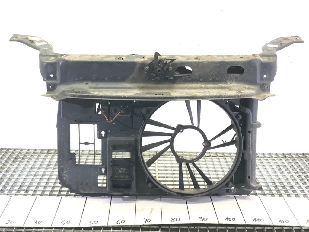 [STARK-589883] Cinturón de seguridad delantero pasajero PEUGEOT Partner 2.0 HDi 66 kW 2000-2008