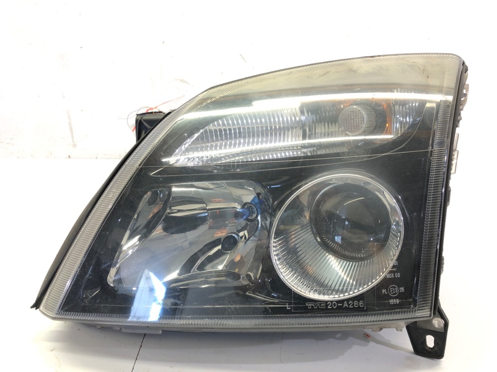 [STARK-608923] Faro delantero izquierdo OPEL SIGNUM liftback (Z03) 2.2 direct 114 kW 2003-2008