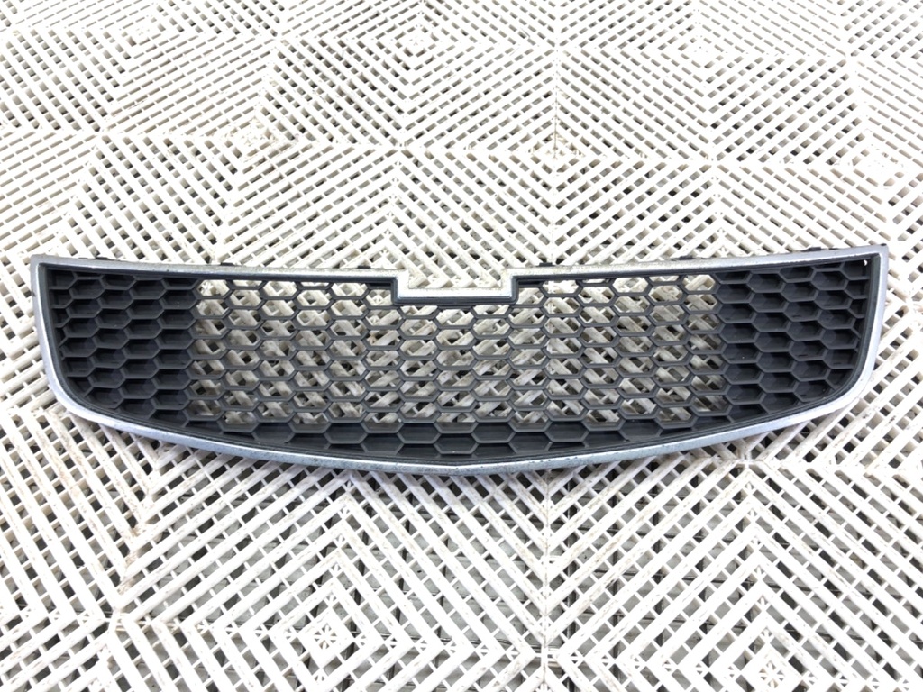 [STARK-737606] Rejilla de parachoques Chevrolet Cruze liftback (J305) 2010-2022