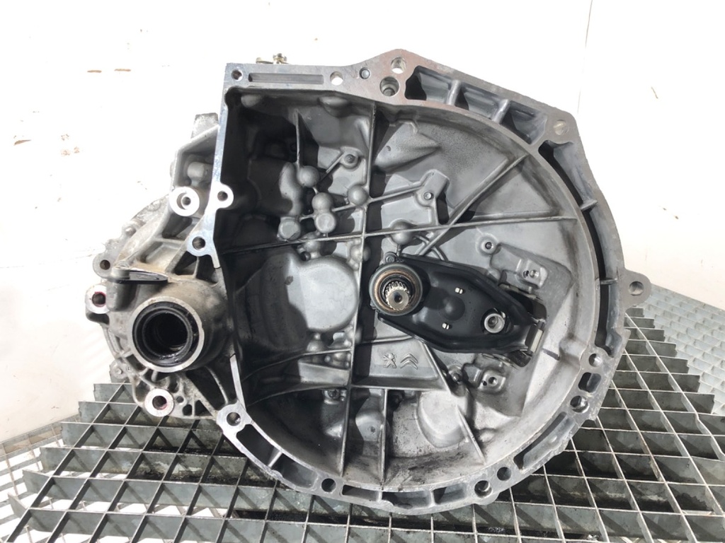 [STARK-656448] Caja de cambios OPEL CORSA F 1.2 55kW 2019-2022