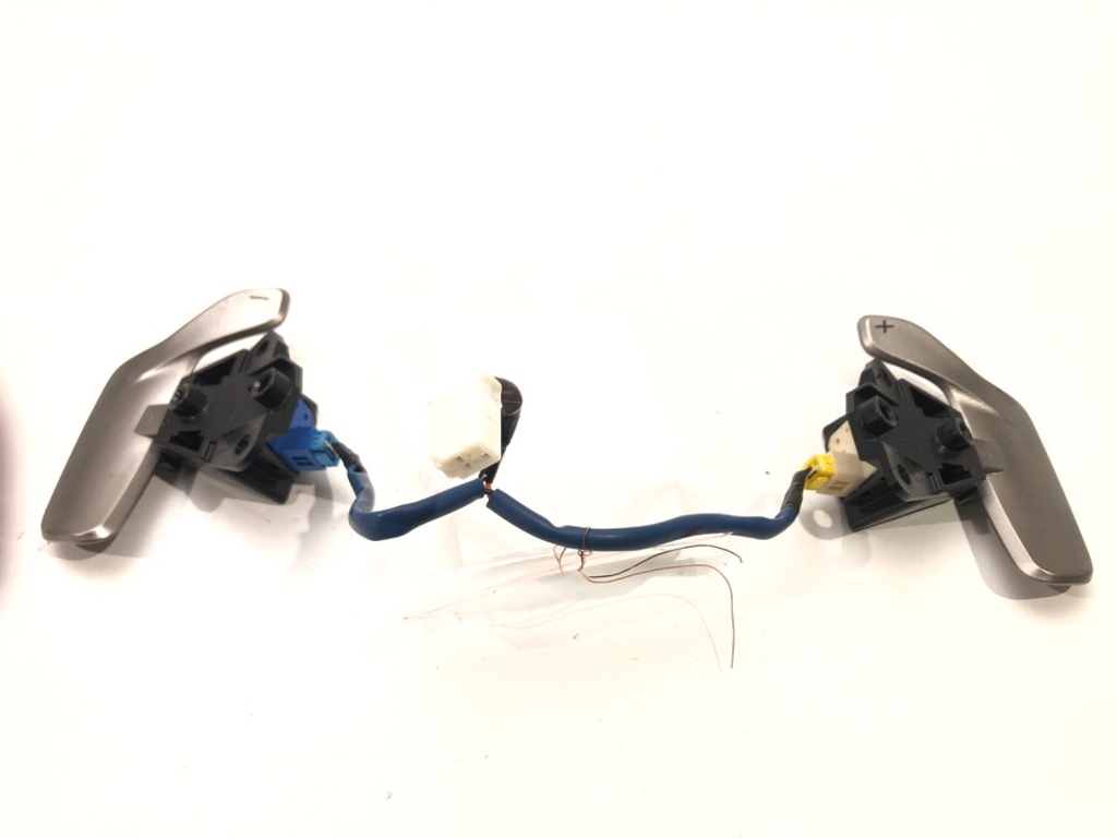 [STARK-522582] Interruptores de volante Lexus GS (_L1_) 2011-2022