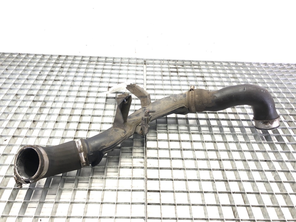 [STARK-571130] Filtro de aire SKODA SUPERB II Kombi (3T5) 1.8 TSI 2009-2015