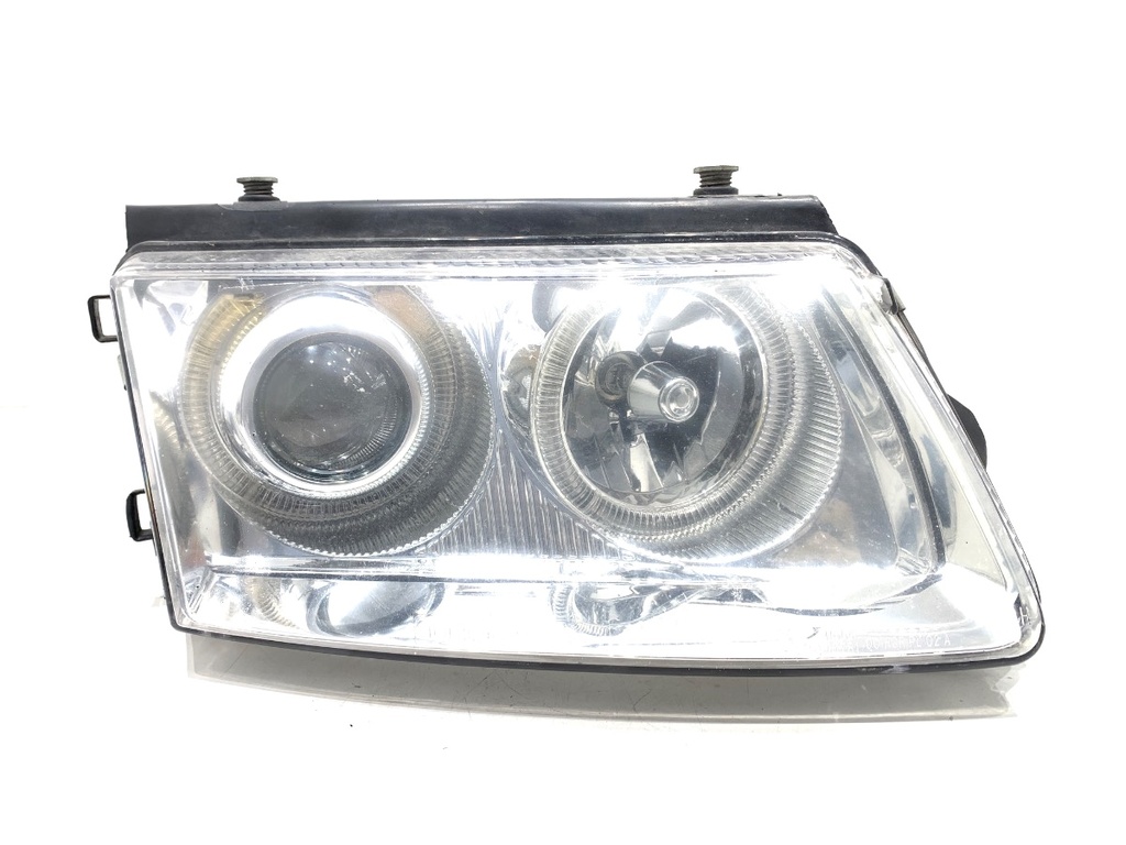[STARK-739139] Faros delanteros derecho VW Passat B5 (3B2) 1996-2001