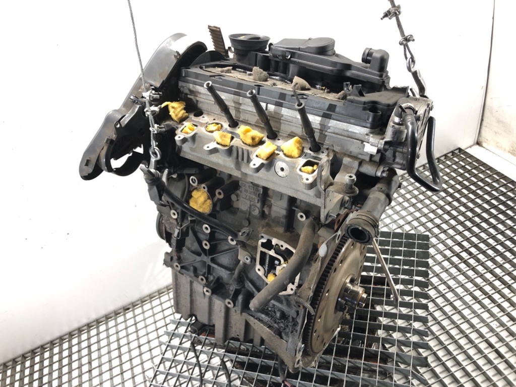 [STARK-693822] Motor AUDI A4 B8 Avant (8K5) 2.0 TDI 100 kW CAGB 2008-2015