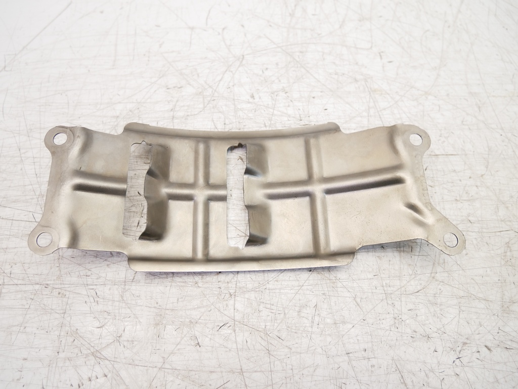 [MTD-405594] Placa deflectora Mercedes CLA 250 C117 X117 2.0 gasolina M270.920