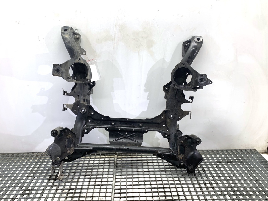 [STARK-874234] Barra de soporte de motor BMW Serie 3 (F30, F80) 320d xDrive 2015-2018