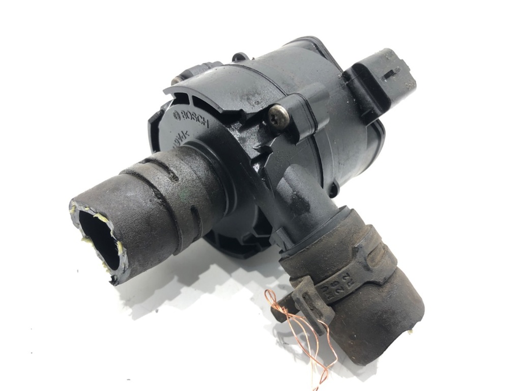 [STARK-666492] Bomba de agua adicional Renault Master III Autobus (JV) 2.3 dCi 135 FWD 100 kW