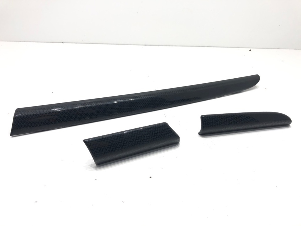 [STARK-693762] Tira decorativa MINI MINI CLUBMAN (F54) 2014-2022