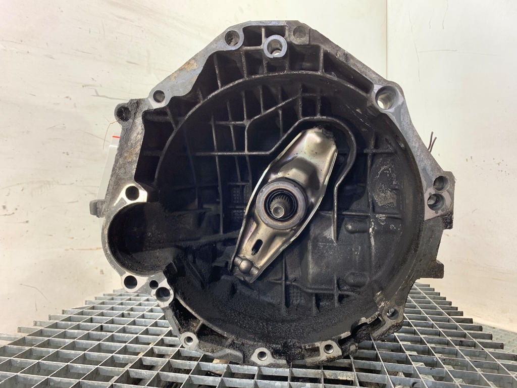 [STARK-718728] Caja de cambios AUDI A4 B6 Avant (8E5) 1.6 gasolina 75 kW (102 CV) 2001-2004