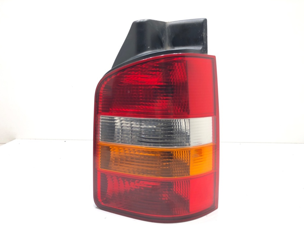 [STARK-660653] Piloto trasero derecho VW Transporter V (7HB, 7HJ, 7EB, 7EJ) 2003-2015