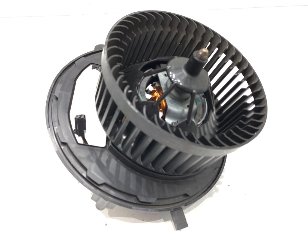 [STARK-725159] Ventilador de aire de admisión VW Touran (5T1) 1.5 TSI 110 kW