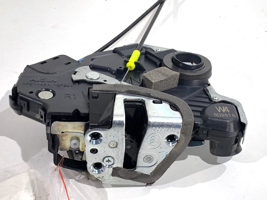 [STARK-795533] Cerradura de puerta delantera derecha LEXUS NX (_Z1_) 2014-2022