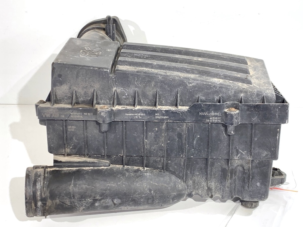 [STARK-844708] Caja de filtro de aire VW Golf V (1K1) 2.0 TDI 103 kW 2004-2008