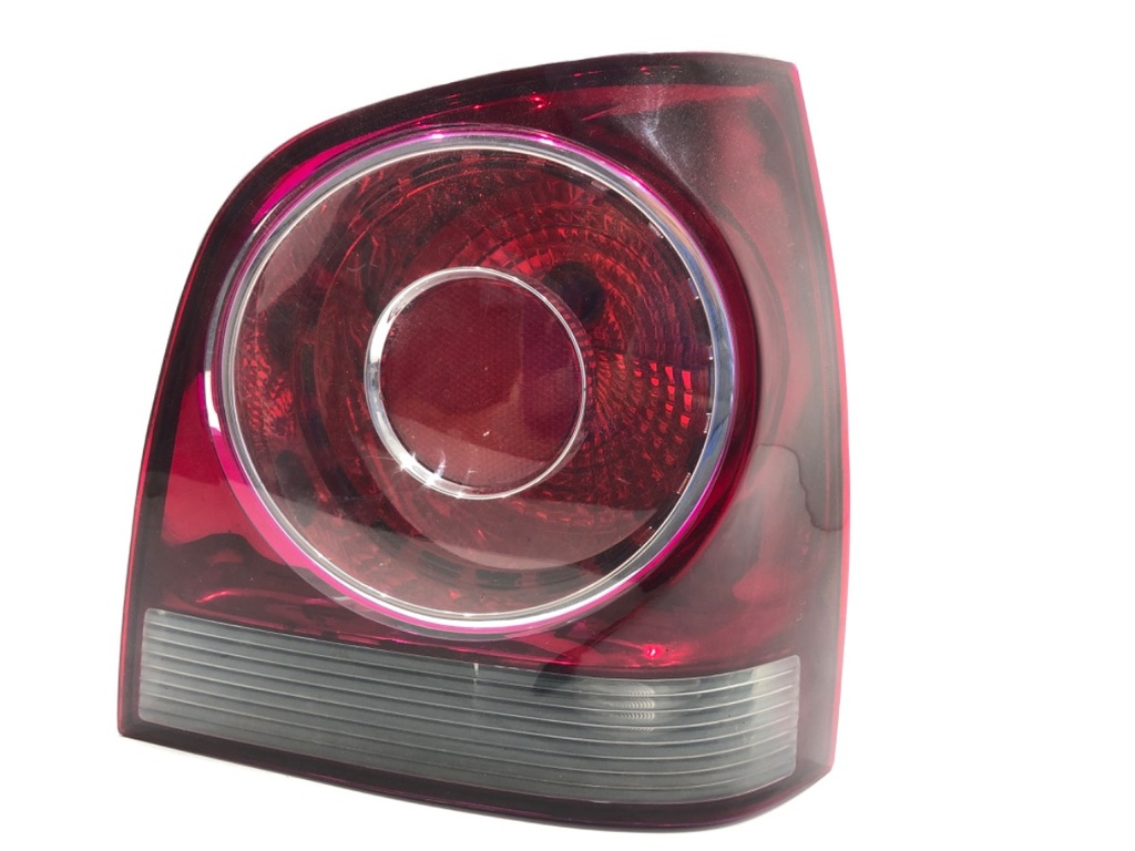 [STARK-898614] Piloto trasero derecho VW Polo (9N_, 9A_) 2001-2014
