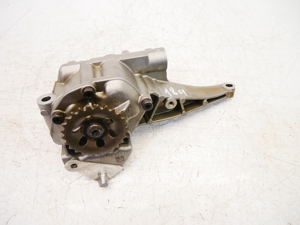 [MTD-405408] Bomba de aceite Mercedes E350 V6 272.964 A2721800501