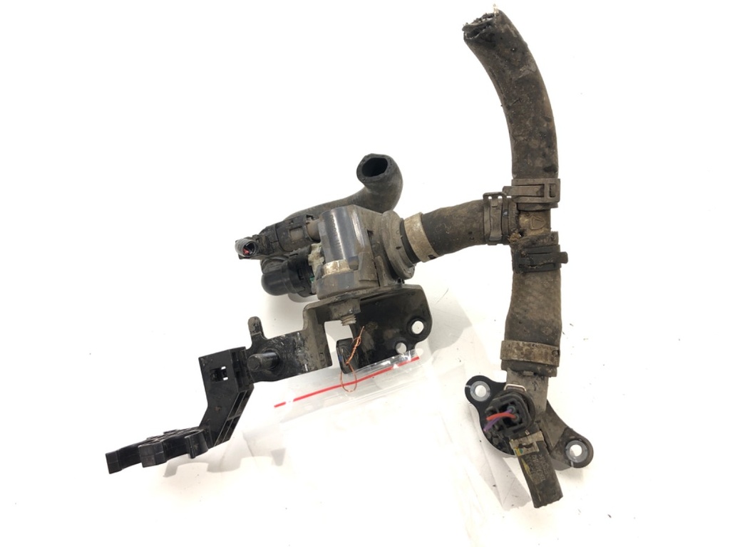 [STARK-536159] Bomba de agua adicional Toyota Corolla sedán (_E21_) 1.6 VVTi Flexfuel 92 kW 2019-2022