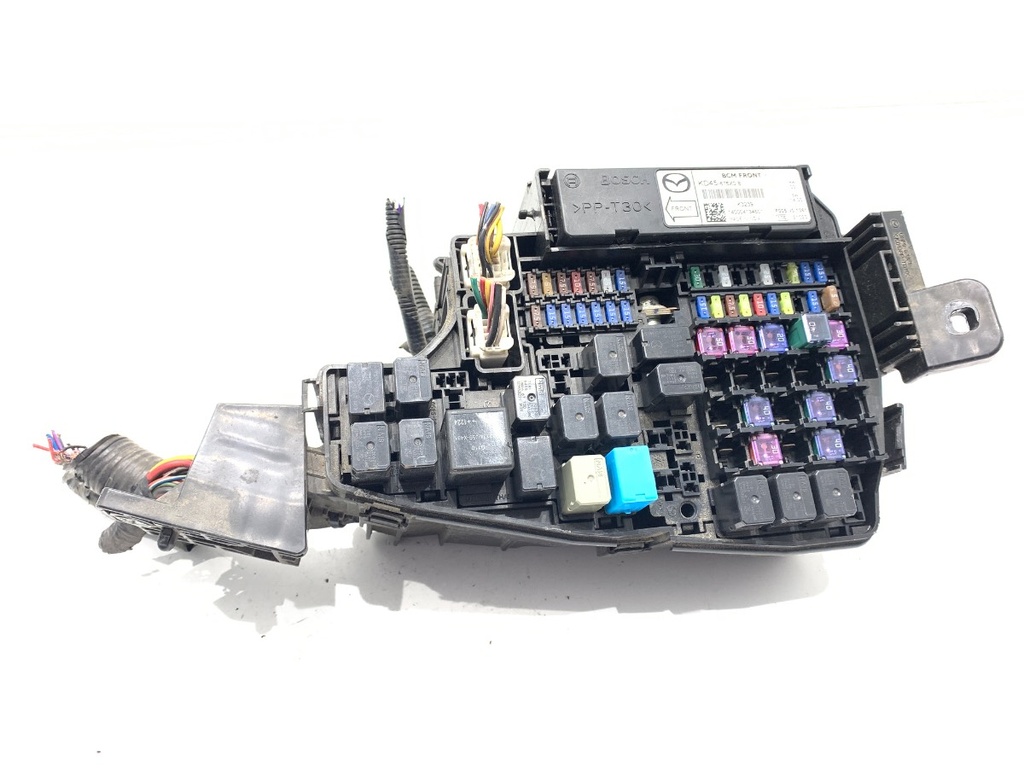 [STARK-725604] Caja de fusibles MAZDA 6 Kombi (GJ, GL) 2.2 D 110 kW