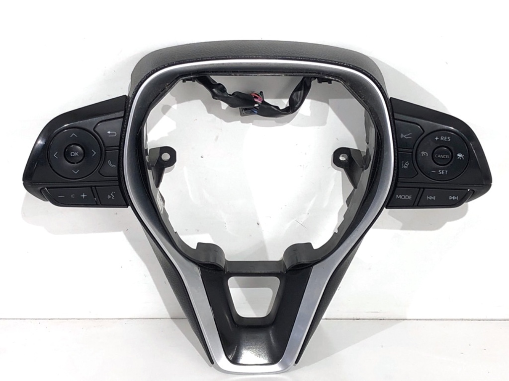 [STARK-733452] Mandos del volante Toyota Corolla Kombi (_E21_) 2019-