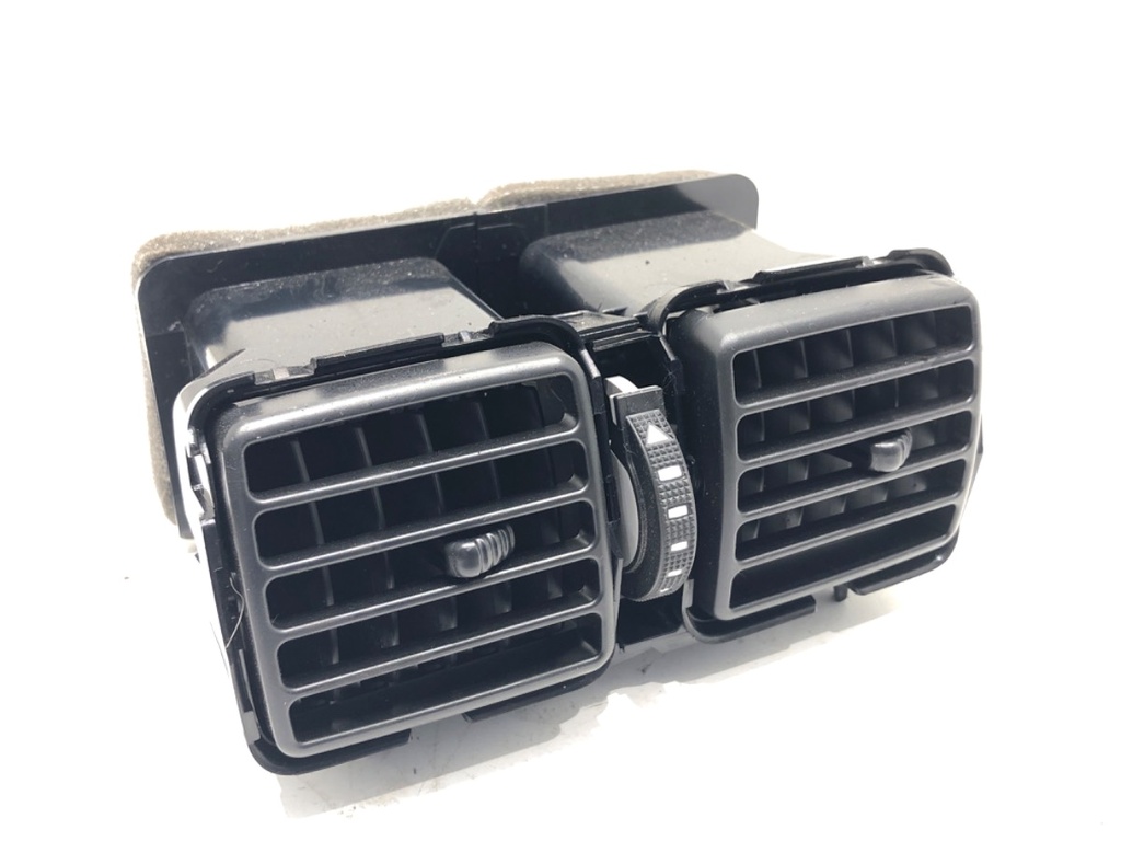 [STARK-736660] Rejilla de ventilación trasera Toyota Camry (_V7_, _VA7_, _VH7_) 2017-2022