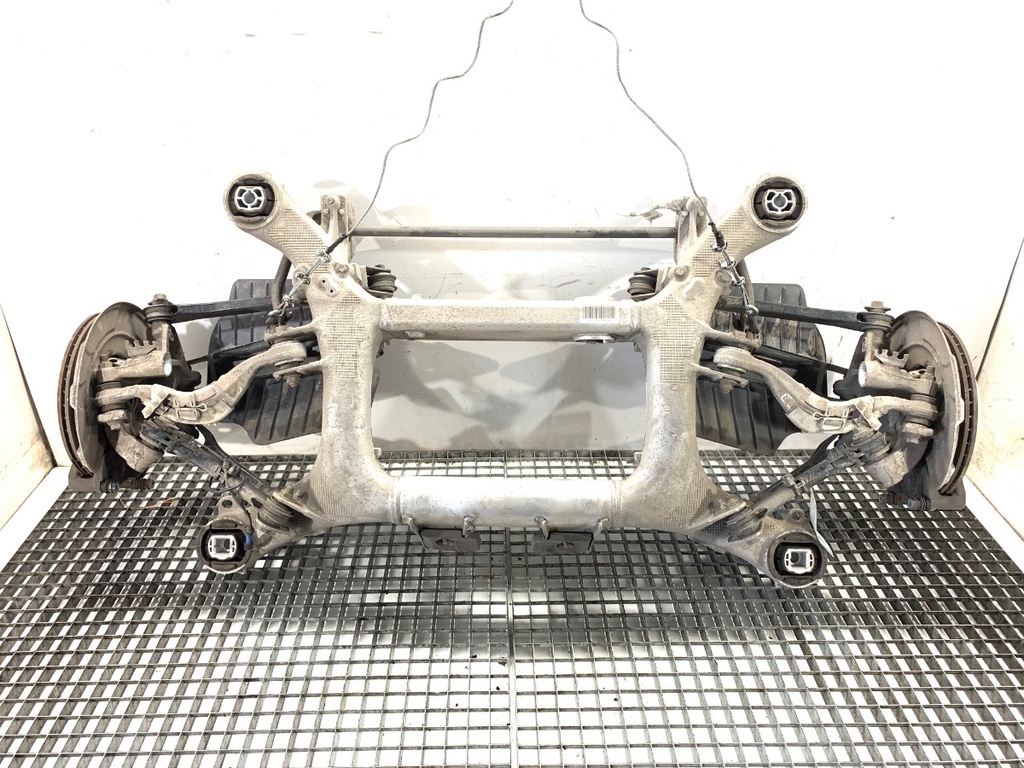Viga trasera BMW Serie 5 (G30, F90) 2016-2022