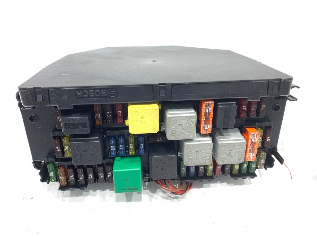 [STARK-748095] Caja de fusibles Mercedes-Benz CLS (C218) 2011-2017