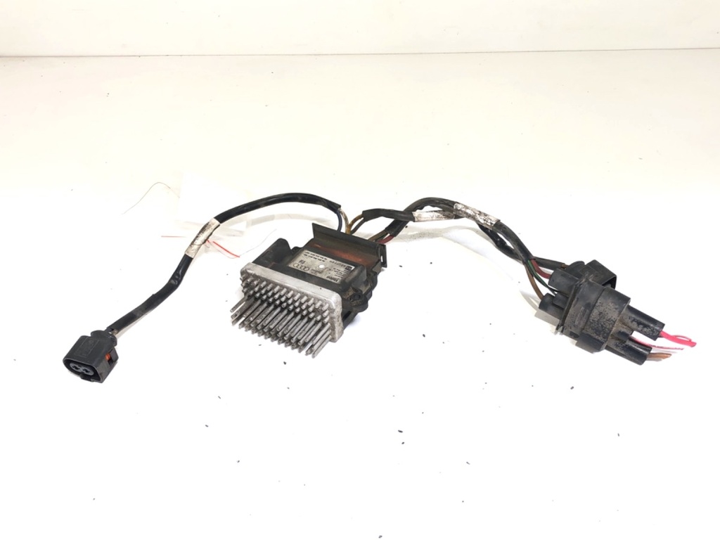 [STARK-749720] Módulo de ventilador AUDI A4 B8 (8K2) 1.8 TFSI 118 kW 2007-2012