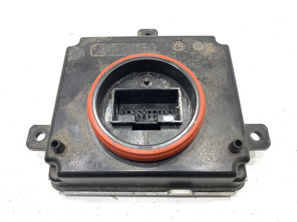 [STARK-751326] Módulo de giro de faro Audi A4 B8 (8K2) 2.0 TDI 2013-2015