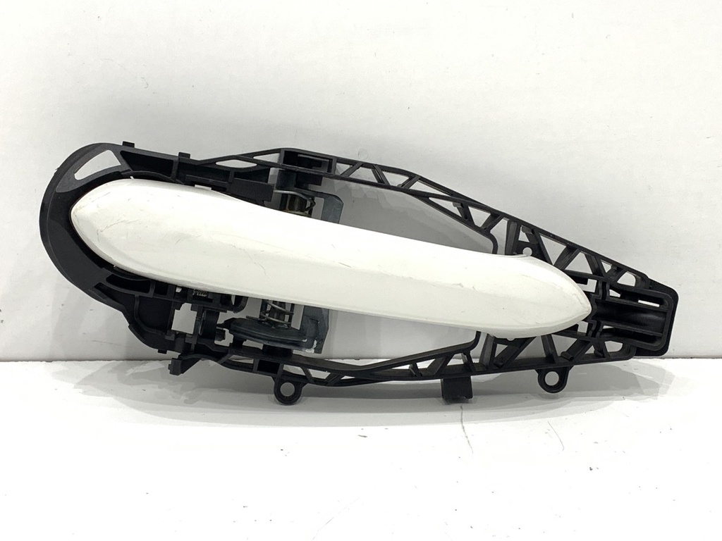 [STARK-757033] Manilla exterior de puerta trasera derecha BMW Serie 5 (G30, F90) 2016-2022