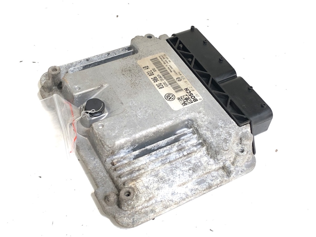 [STARK-761129] Centralita motor VW Passat B6 Variant (3C5) 2.0 TDI 103 kW 2005-2009