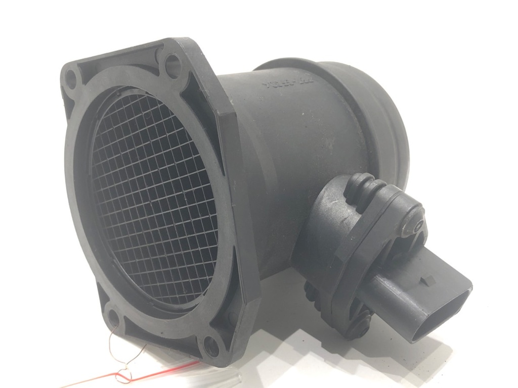 [STARK-768667] Sensor de flujo de aire AUDI A4 B6 (8E2) 2.0 96 kW 2000-2004