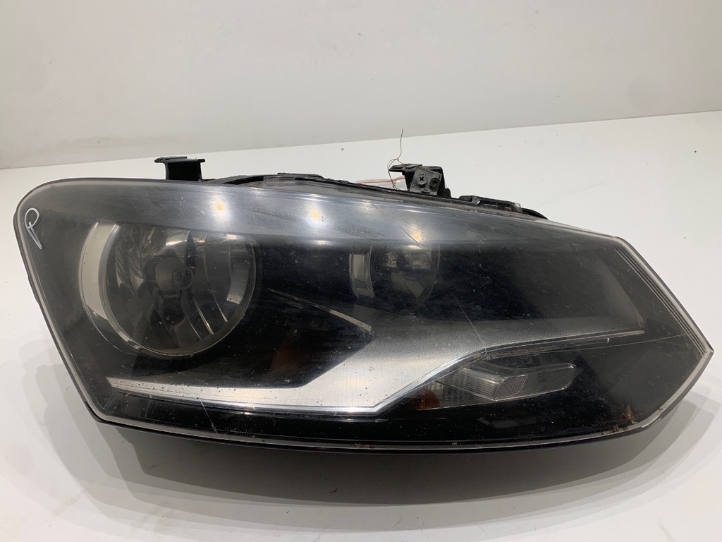 [STARK-771744] Faro delantero derecho VW Polo V (6R1, 6C1) 2009-2022