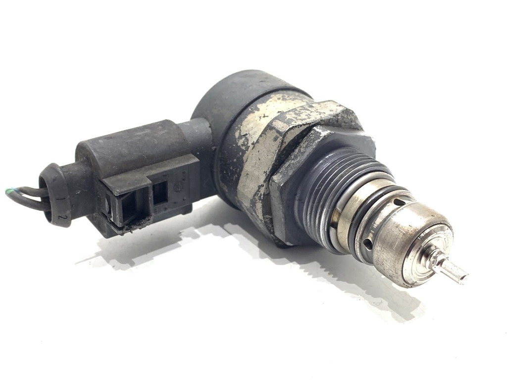 [STARK-772098] Regulador de presión de combustible SKODA Octavia III Combi 2.0 TDI 135 kW