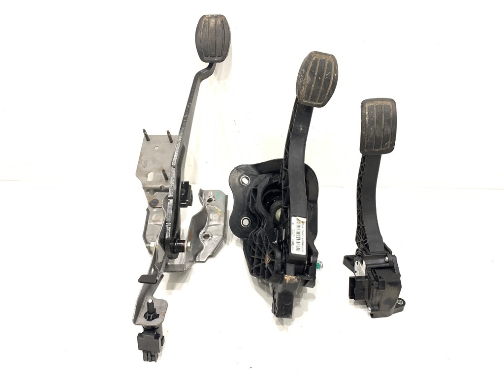 [STARK-772695] Pedales PEUGEOT 308 II 1.2 THP 110 81 kW 2013-2021