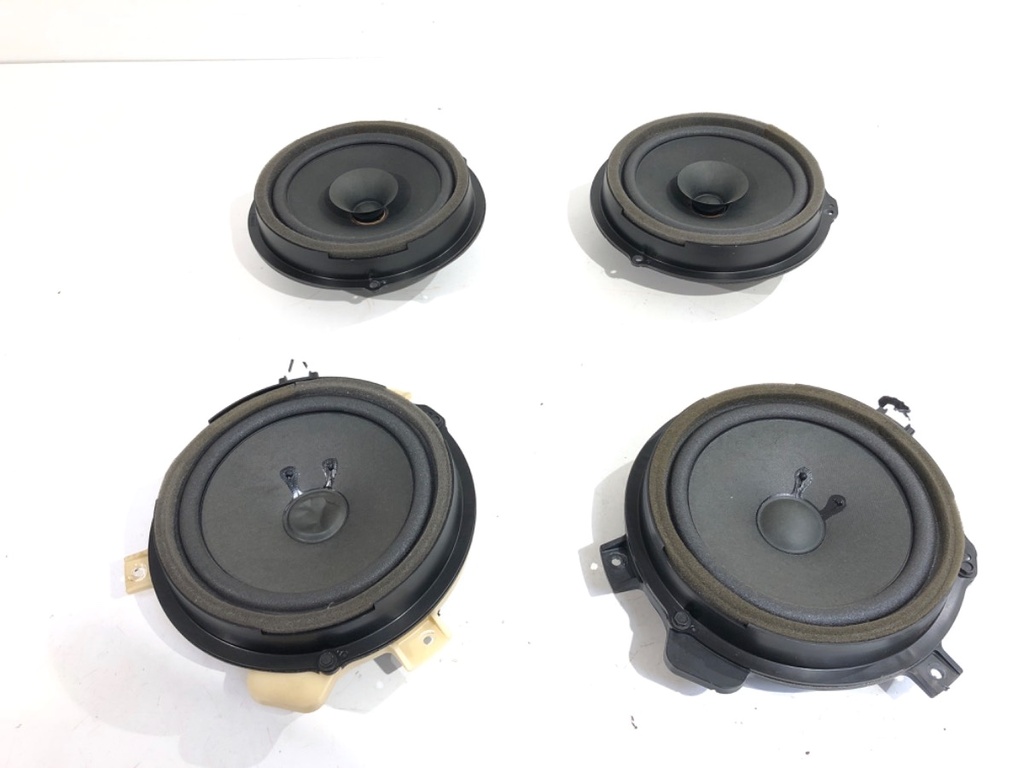 [STARK-779536] Juego de altavoces Ford C-MAX II (DXA/CB7, DXA/CEU) 1.6 Ti 2010-2019