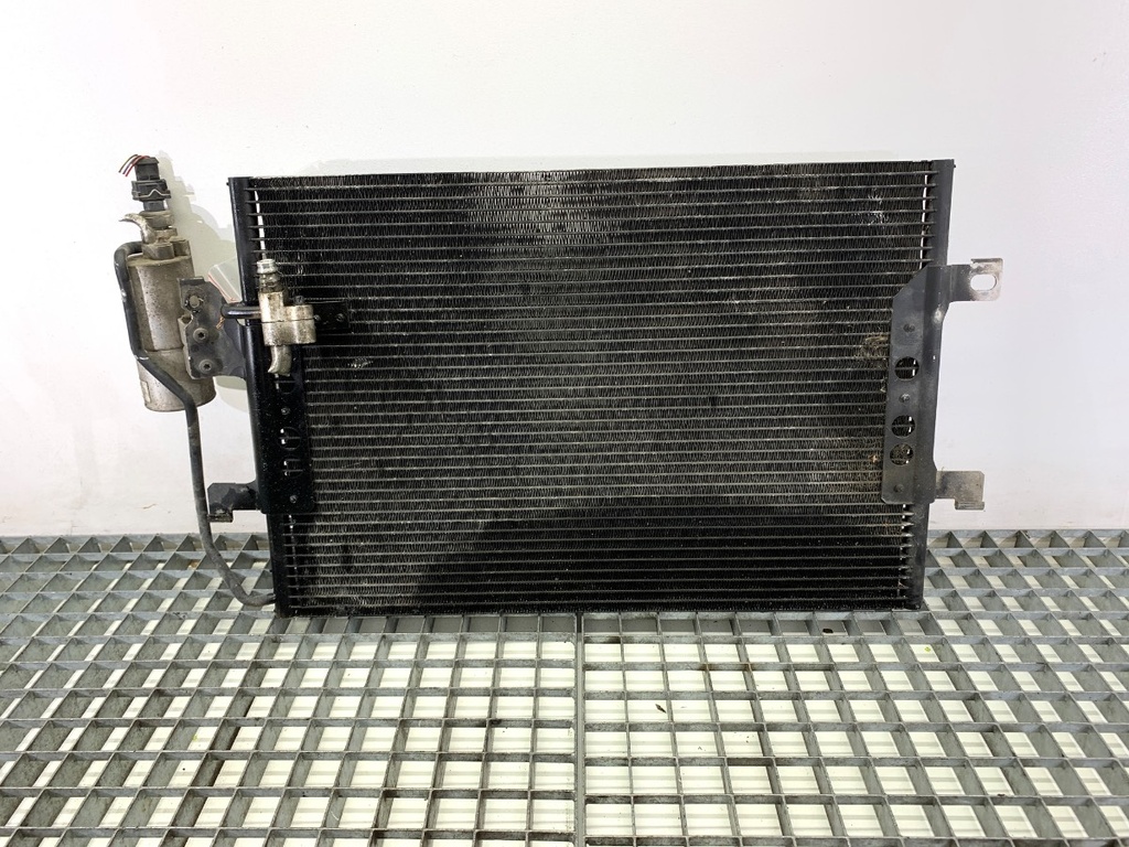 [STARK-789677] Radiador de aire acondicionado Mercedes-Benz Clase A (W168) 1997-2005