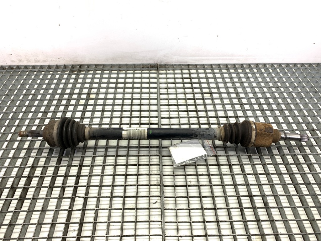 [STARK-794082] Semieje delantero derecho CITROEN C3 III (SX) 1.2 PureTech 82 2018-2024