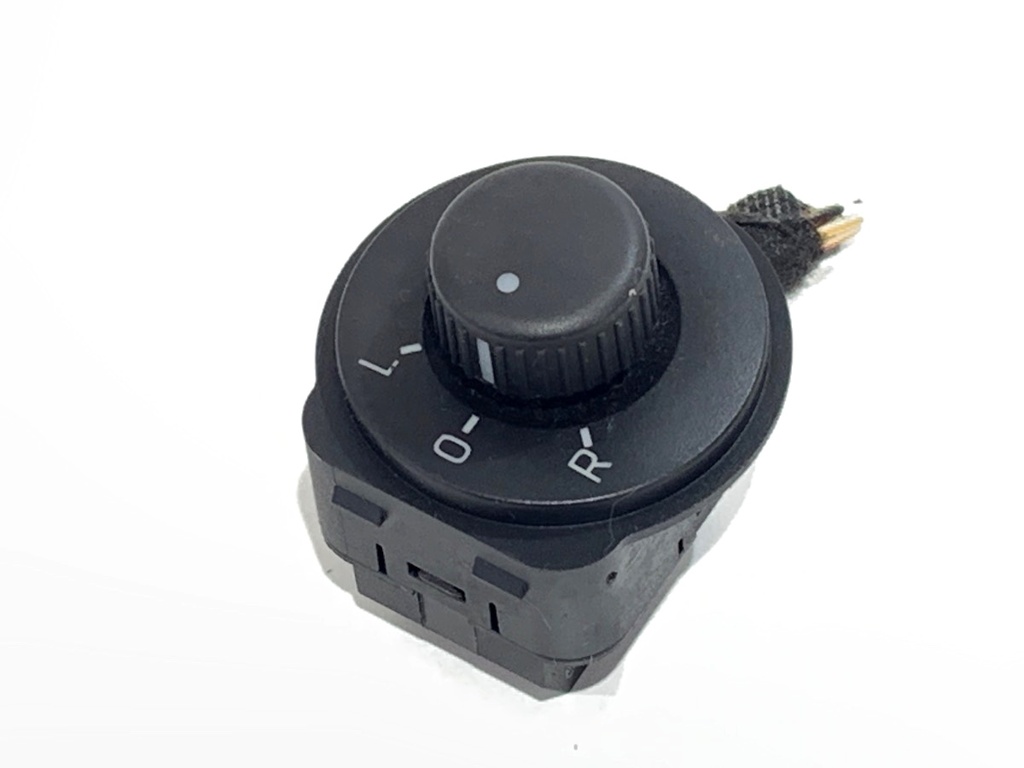 [STARK-811211] Interruptor de ajuste de espejos SEAT Toledo IV (KG3) 1.2 TSI 66 kW 90 CV 2015-2017