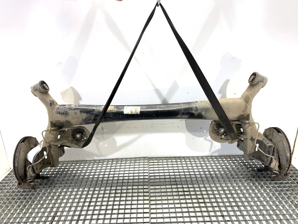 [STARK-899296] Viga trasera Nissan Qashqai III (J12) 2021-2022