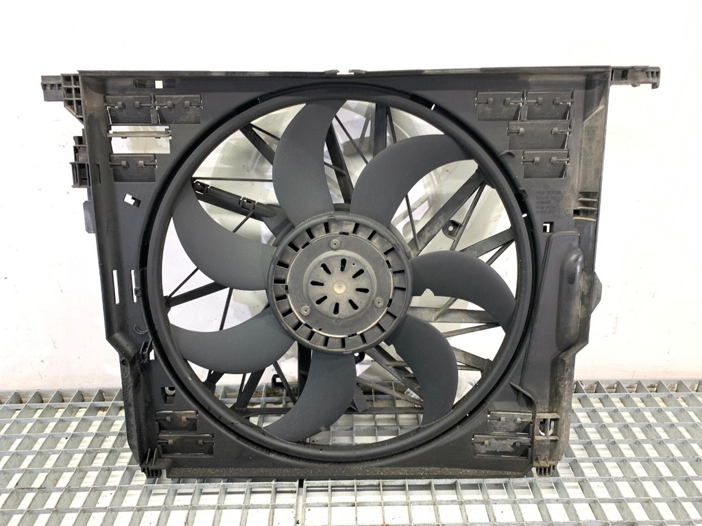 [STARK-852442] Ventilador del radiador BMW Serie 5 (F10) 520d 2010-2014