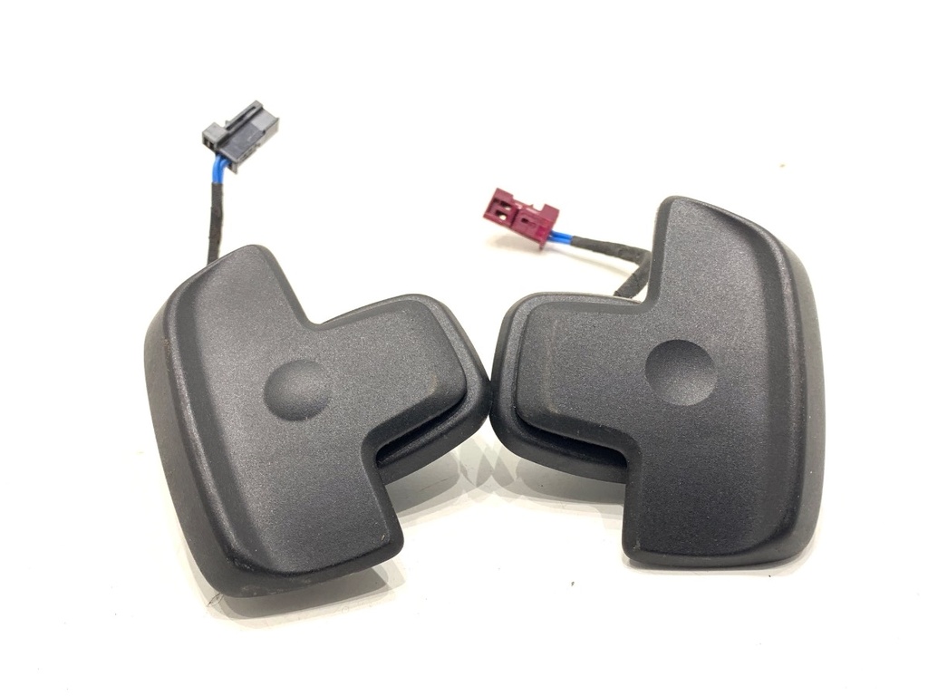 [STARK-880696] Interruptores de volante Mercedes-Benz eSprinter Skrzynia (B910) 2020-2022