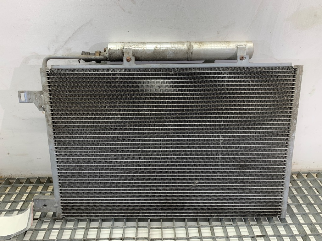 [STARK-882258] Radiador de aire acondicionado Mercedes-Benz Clase A (W169) 2004-2012