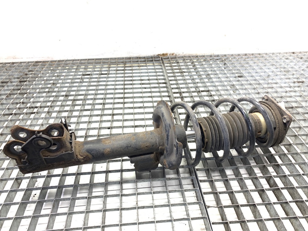 [STARK-882261] Amortiguador delantero derecho Mercedes-Benz Clase A (W169) 2004-2012