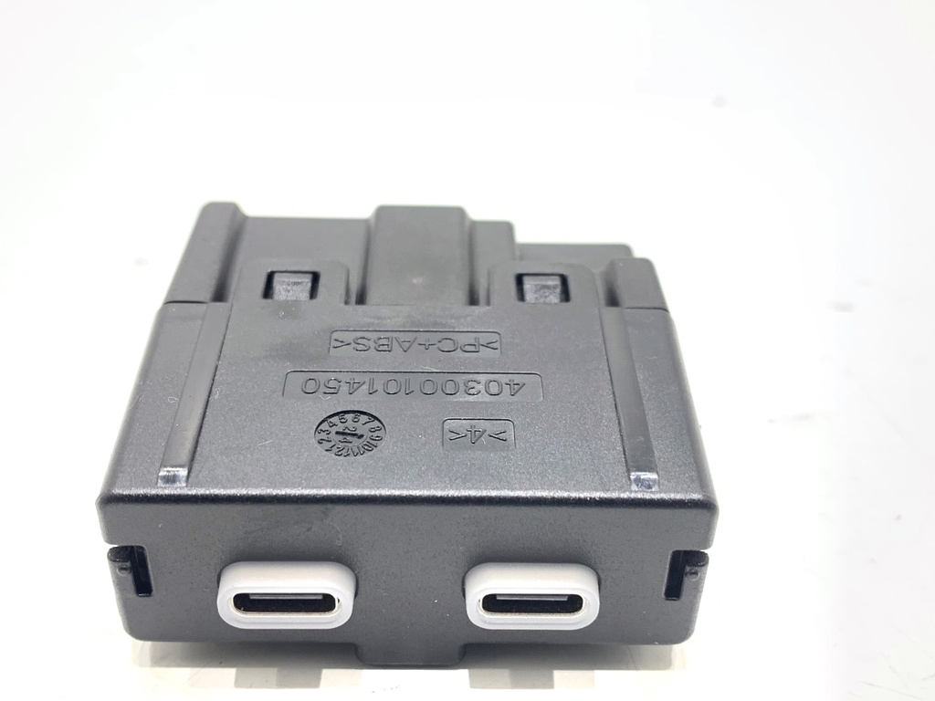 [STARK-884791] Puerto USB SKODA SCALA (NW1) 2019-2022 1.0 TSI 85 kW 116 CV
