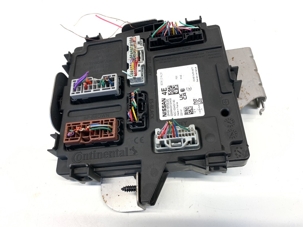 [STARK-890668] Módulo BCM Nissan Qashqai III (J12) 1.3 DIG-T 116 kW 2021-2022