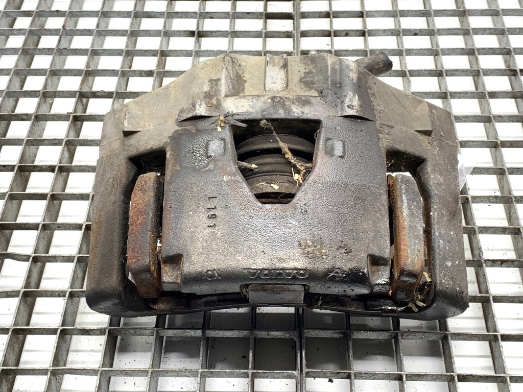 [STARK-898935] Pinza de freno delantera izquierda VOLVO XC90 I (275) 2002-2015