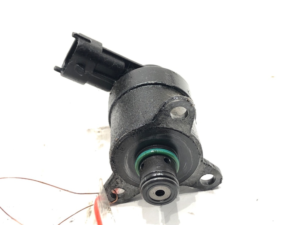 [STARK-908116] Regulador de presión de combustible Honda Accord VII (CL, CN) 2.2 i-CTDi