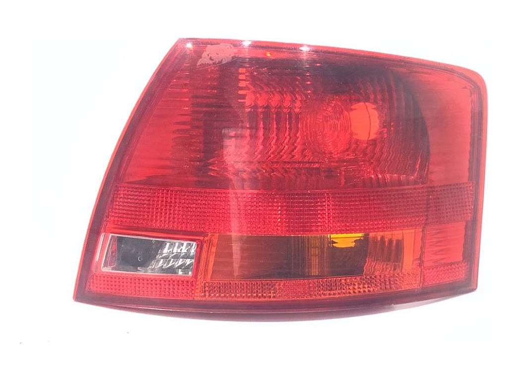 [STARK-926703] Piloto trasero derecho Audi A4 B7 Avant (8ED) 2004-2008