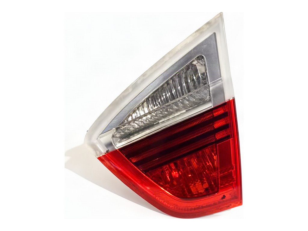 [STARK-934925] Piloto trasero derecho BMW Serie 3 (E90) 2004-2012