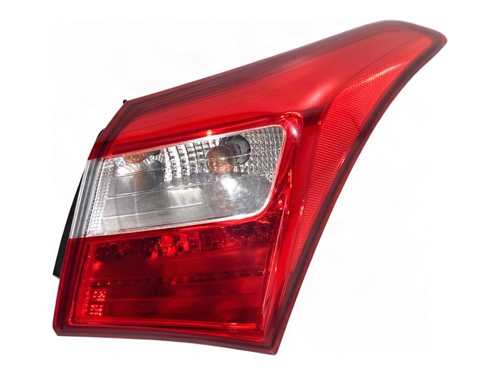 [STARK-935520] Piloto trasero derecho HYUNDAI i30 (GD) 1.6 CRDi 2011-2016